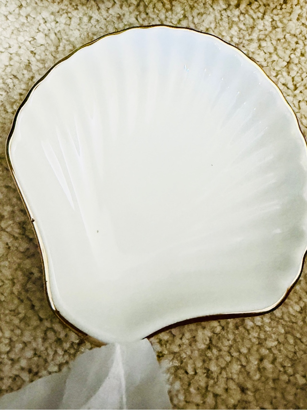 H&M HOME White Scallop Trinket Dish with Gold Trim